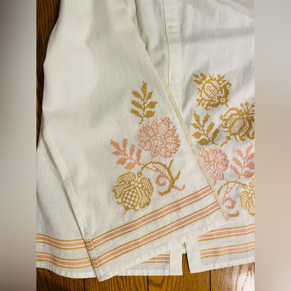 2KOLYORY Blouse Embroidered Knyajna Milky, size M/L, white/gold/pink embroidery - Picture 5 of 6